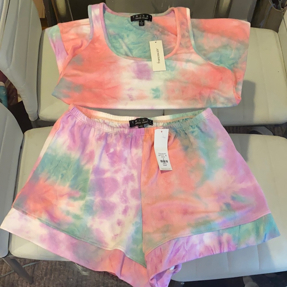Lounge Set